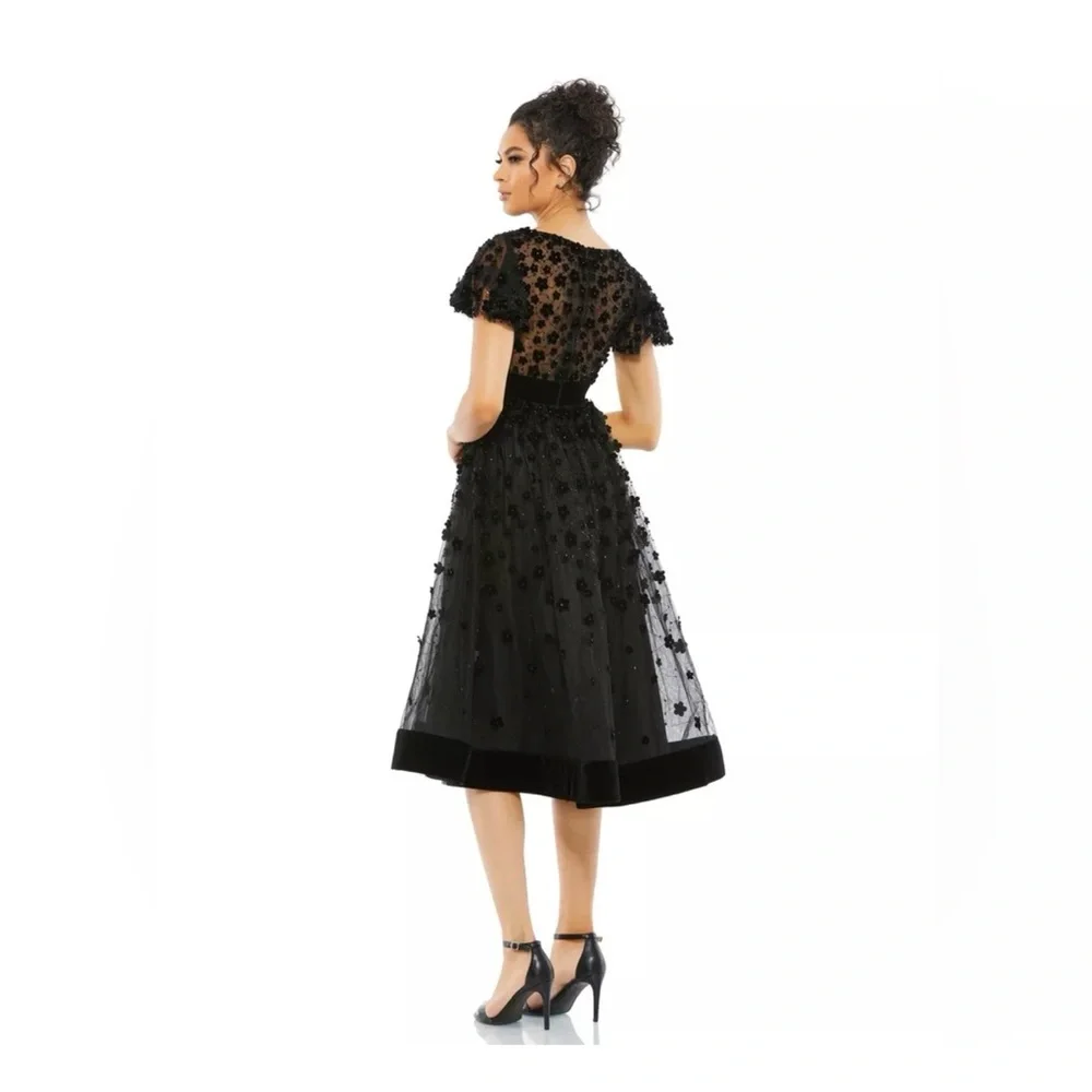 New Mac Duggal EMBELLISHED BUTTERFLY SLEEVE VELVET HEM MIDI DRESS in Black Sz 8 - Picture 2 of 9